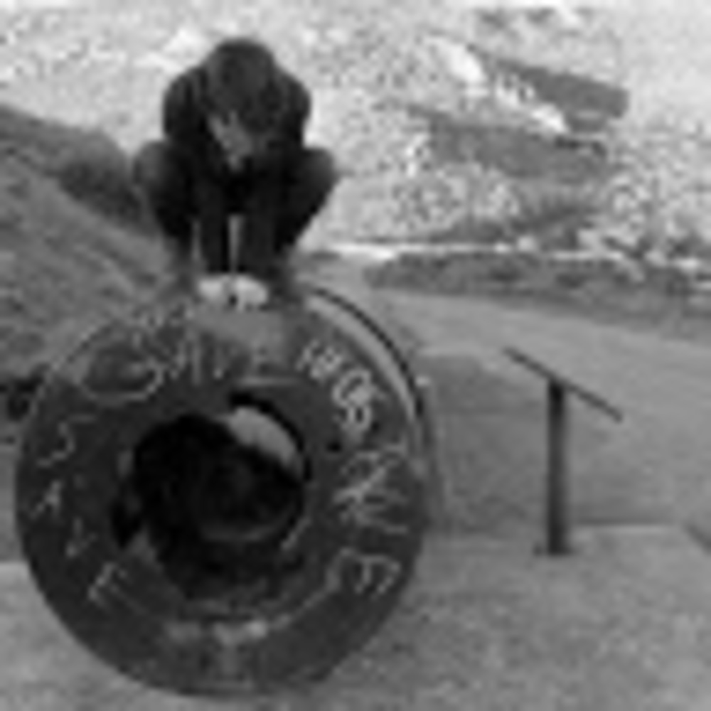 Meet your Posher, Chloe